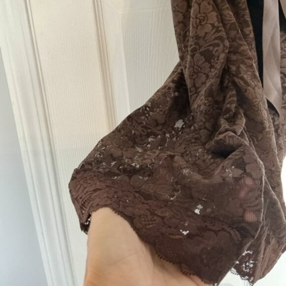 Cocktail Brown (worn once) lace, bodycon, open keyhole back dress size xs - Picture 4 of 12